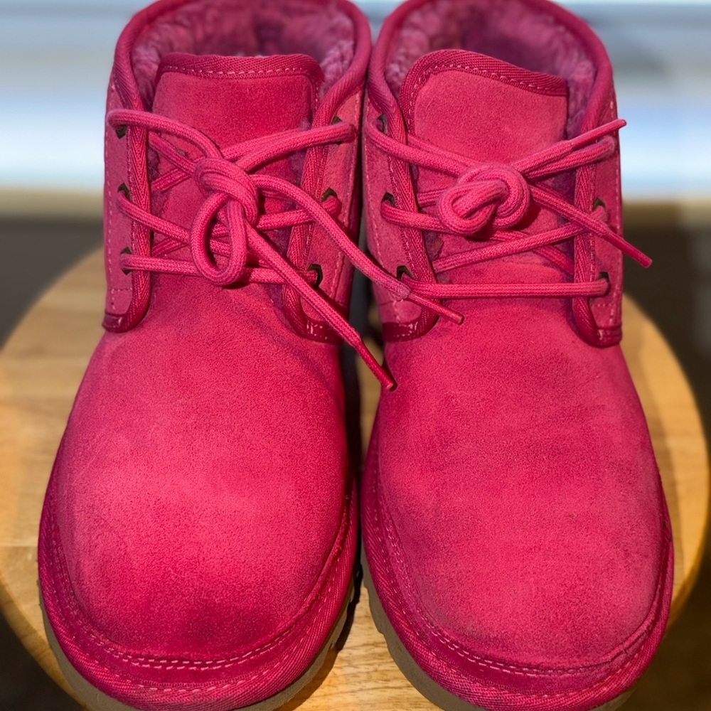 UGG Women's Vibrant Pink Lace-Up Boots